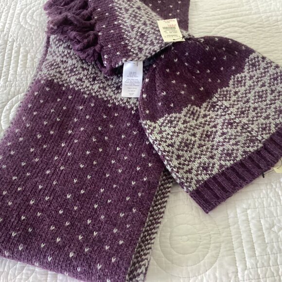 NWT Talbots Knit Hat & Scarf Set Purple Pattern Wool Blend - Picture 3 of 11